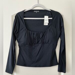 NWT Abercrombie & Fitch Black Long Sleeve Top